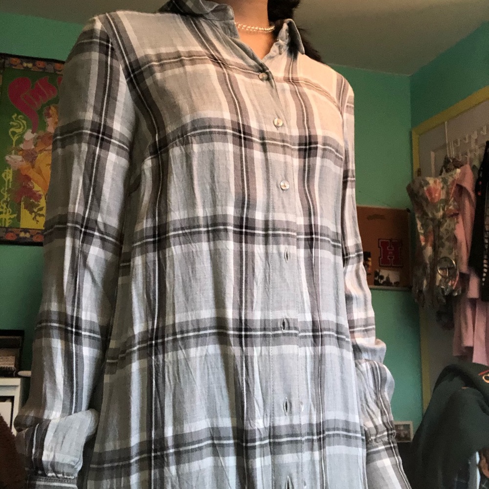 gray long too flannel